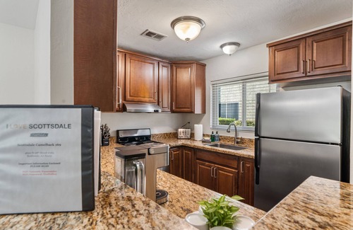 Lombardi Estates Condo | Scottsdale 2-Bedroom Condo with Pool & Family-Friendly Perks