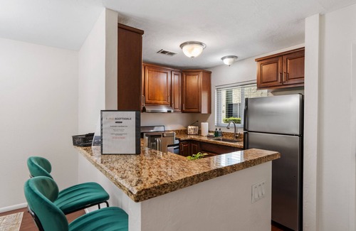Lombardi Estates Condo | Scottsdale 2-Bedroom Condo with Pool & Family-Friendly Perks