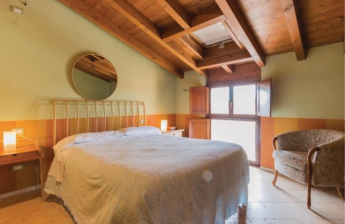 Castellaro Lagusello Apartment | This cozy apartment is located in a complex with a total of 12 apartments in a characteristic and we