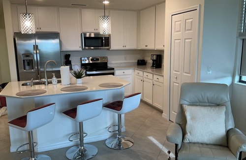 Lakewood Ranch Condo | Modern 2-Bedroom Retreat with Office & Top-Rated Amenities