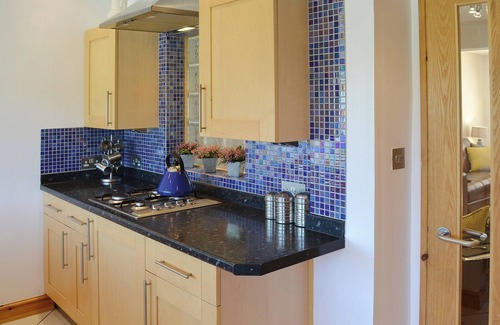 Mundesley Cottage | Ideal Family Cottage with Oceanfront Views and Pet-Friendly Perks
