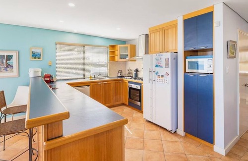Peppermint Grove Beach House | This house is a 5 bedroom(s), 3 bathrooms, located in Peppermint Grove Beach, WA.