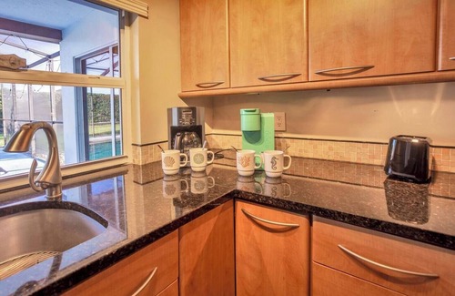 Largo House | Top-Rated 2-Bedroom Retreat with Ocean View in Largo, FL