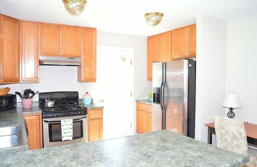 Matunuck House | This house is a 4 bedroom(s), 3 bathrooms, located in South Kingstown , RI.
