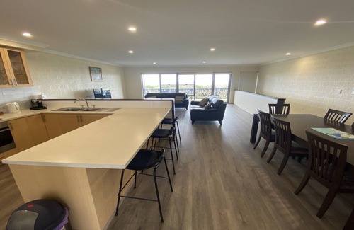 Jurien Bay Villa | Beachfront Townhouse with Pool and Ocean View Awaits You