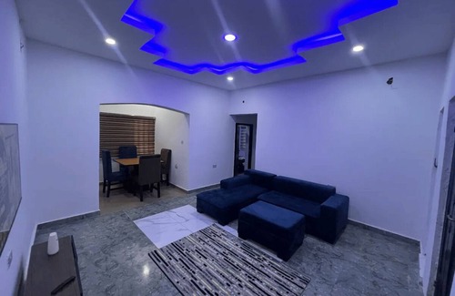 Calabar Apartment | Well-Equipped Two-Bedroom Apartment - Family & Pet Friendly