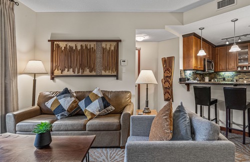 Canmore Condo | Escape to Canmore Living: Pool, Hot Tub & Downtown Access