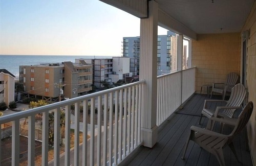 Crescent Beach Villa | Discover a 10/10 Rated Villa with Pool and Ocean Views