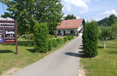 Smoljanac House | New 4-Star Apartment Near Plitvice National Park