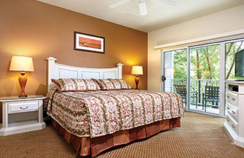 Osage Beach Resort | Discover the Best of the Ozarks with Oceanfront Amenities
