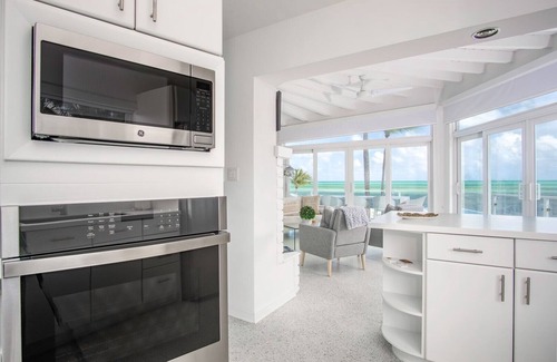 Islamorada House | Discover The Oasis: Your Private Retreat Awaits!