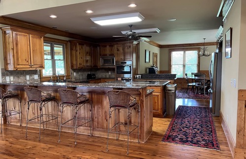 Fort Valley Cabin | Inviting Lodge with Pool and Family-Friendly Amenities