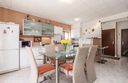 Tulisevica House | Charming Vacation Home with Ocean Views in Lovran Hinterland