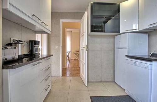 Sao Jorge de Arroios Apartment | Enhanced Comfort at a Pet-Friendly Hotel with Spa Access
