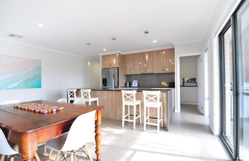 Waterhouse House | Family-Friendly Getaway with Free WIFI and Top Amenities