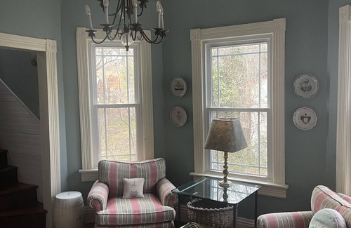Saluda House | Whimsical Cottage in Saluda - Pet & Child Friendly Retreat