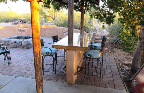 Marana House | Private Ranch House: Family & Pet Friendly Getaway