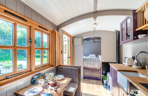 Oldstead Cottage | Experience a Unique Shepherd's Hut with Hot Tub Bliss