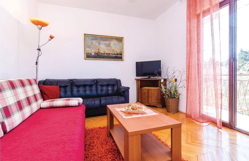 Kremena Apartment | This simply furnished vacation home is located in a family house in Kremena.
