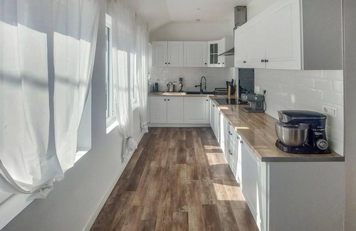 Maubeuge House | Beautiful Vacation Home with Pool and Garden Stream