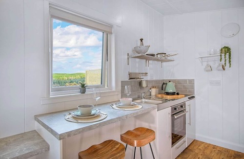 Castle Douglas Ski Chalet | Ideal Studio Lodge for Couples with Spa and Hot Tub