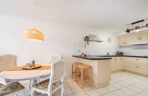 Lennox Head Apartment | Spacious Apartment with Breakfast & Child-Friendly Amenities