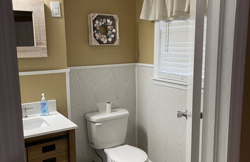 Gilbertsville Apartment | Stylish Family Retreat Steps from KY Lake for Memorable Stays