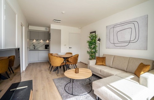 Camiers Apartment | Family-Friendly Suite with Bunk Beds and Pool Access