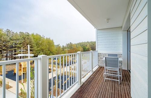 Camiers Apartment | Family-Friendly Suite with Bunk Beds and Pool Access