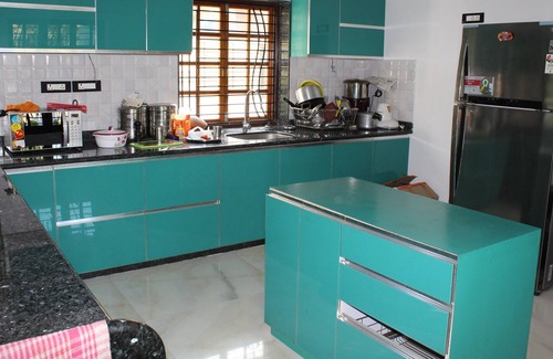 Morjim Villa | Modern Villa with Art Deco Style and Private Pool Retreat