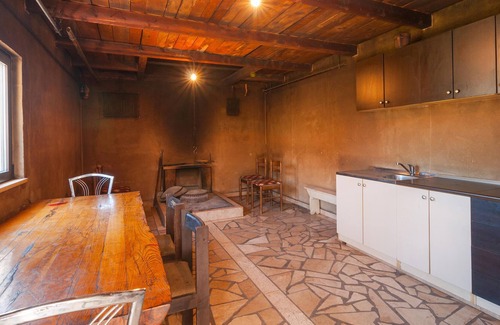 Central Dalmatia House | This vacation house in the small quiet place Blato is located on the river Cetina.
