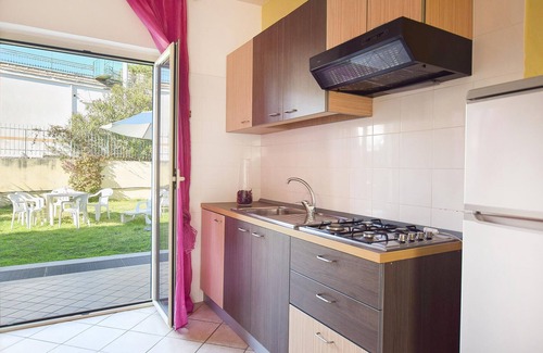 Laura House | Family-Friendly Retreat with Pool Access and Ocean Views