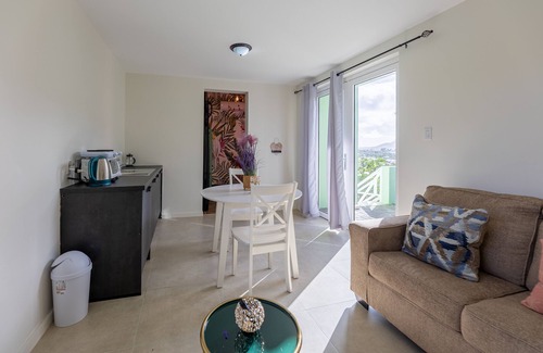 Jan Thiel Villa | Spacious 9-Bedroom Villa with Pool in Willemstad, Curaçao