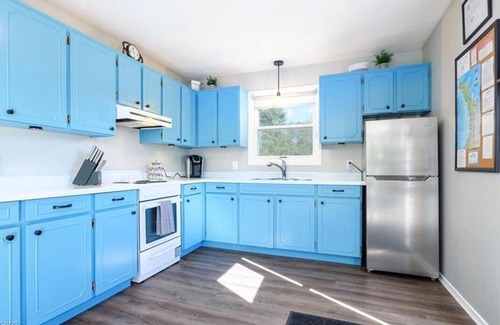 South Bruce Peninsula Cottage | Explore the Bruce Peninsula from a Cozy Oceanfront Retreat