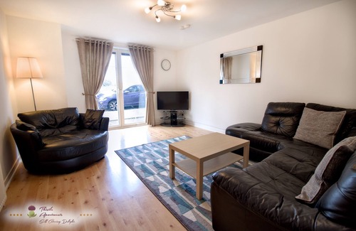 Central Aberdeen Apartment | Cozy Oceanfront Stay at Thistle Apartments - King's Apartment
