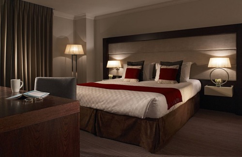 Holborn and Covent Garden Hotel | Discover Thistle London Holborn: Spa Bliss & Eco-Friendly Stays