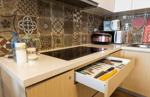 Van Giang Apartment | Eco-Friendly Retreat at THOC ECOPARK with Golf Course Views