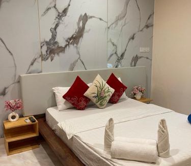 Thoddoo Hotel | Thoddoo Retreat Grand: Ocean View & Private Beach Access