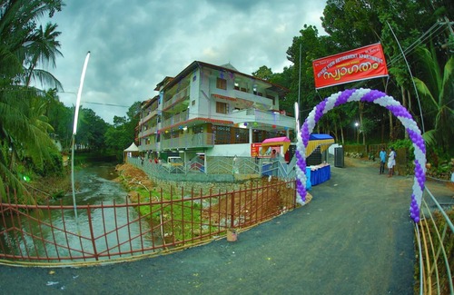 Thodupuzha Apartment | Thodupuzha 4-BHK Home: Your Ideal Family Getaway