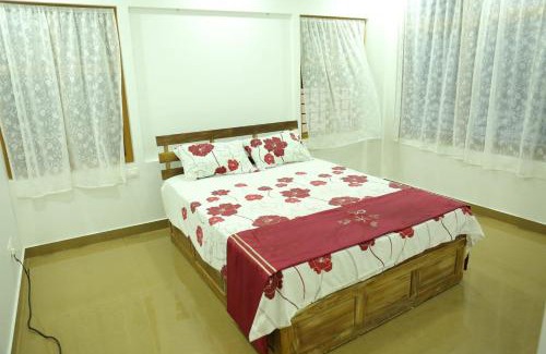 Thodupuzha Apartment | Thodupuzha 4-BHK Family Retreat with Pet-Friendly Perks