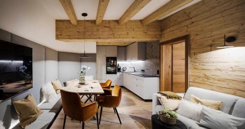 Saalfelden am Steinernen Meer House | Exceptional Thomanhof Chalet-Appartement with Ocean View