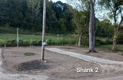 West Columbia RV Rental | Pet-Friendly Thomas Fork Campground with Full Hookup Options