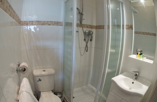 Leamington Spa Hotel | Discover Family-Friendly Comfort at Thomas James Hotel