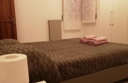 Comiso Bed & Breakfast | Cozy Thomas's Home - Family-Friendly Apartment Awaits!