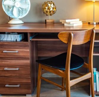 Cluj-Napoca Apartment | Stylish Thome Hoia Studio with Spa & Child-Friendly Amenities