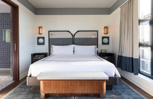 Navy Yard Hotel | Elegant Thompson Washington DC: Pet-Friendly & Family-Focused