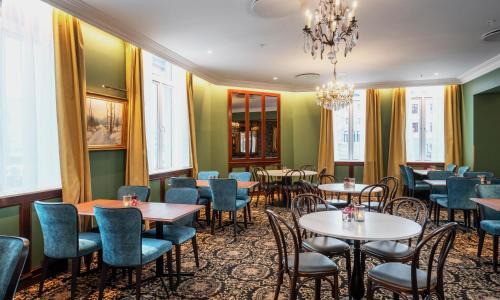 Skien Hotel | Enjoy Comfort at Thon Hotel Høyers with Hot Tub & Dining