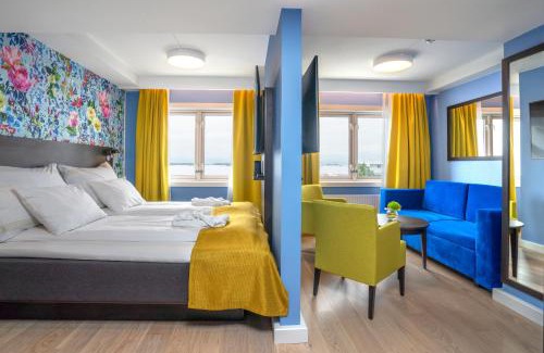 Molde Hotel | Top-Rated Thon Hotel Moldefjord with Family-Friendly Amenities