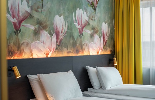 Ski Hotel | Guest-Rated Thon Hotel Ski with Breakfast & Family Amenities