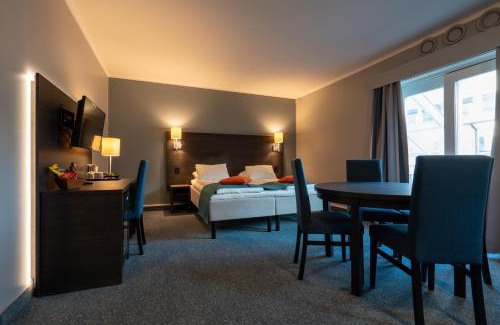 Maloy Hotel | Pet-Friendly Retreat at Thon Partner Hotel Måløy